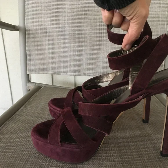 Stuart Weitzman Plum Purple Suede Platform Heels Sz 7.5 - Picture 3 of 9